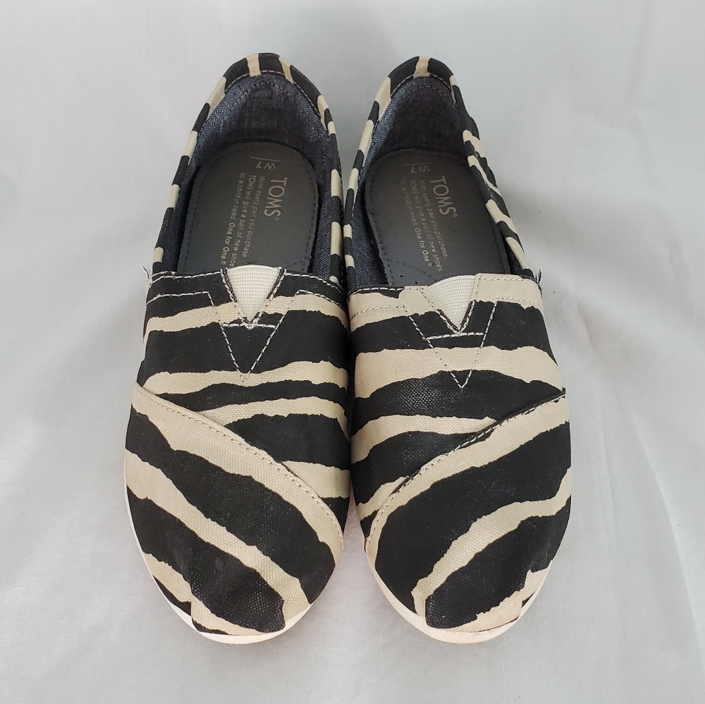Zebra Toms